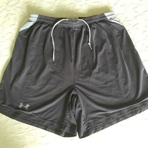 UNDER ARMOUR Gray Loose Gear Athletic Shorts Men L